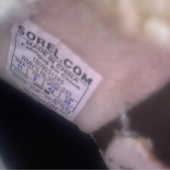 Sorel Emelie Suede Women's Size 11 Fold Over Cold Weather Snow  Boots Flaws - Picture 8 of 8